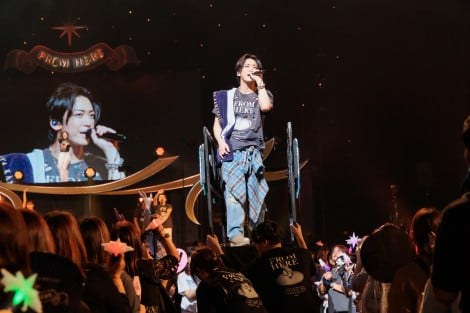 举行个人巡演《KAZUYA KAMENASHI LIVE TOUR 2026 -FROM HERE-》的龟梨和也